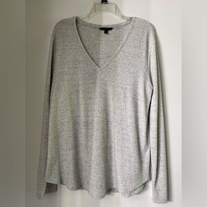 Banana Republic Light Gray V-Neck Sweater